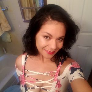 Meet your Posher, Debra